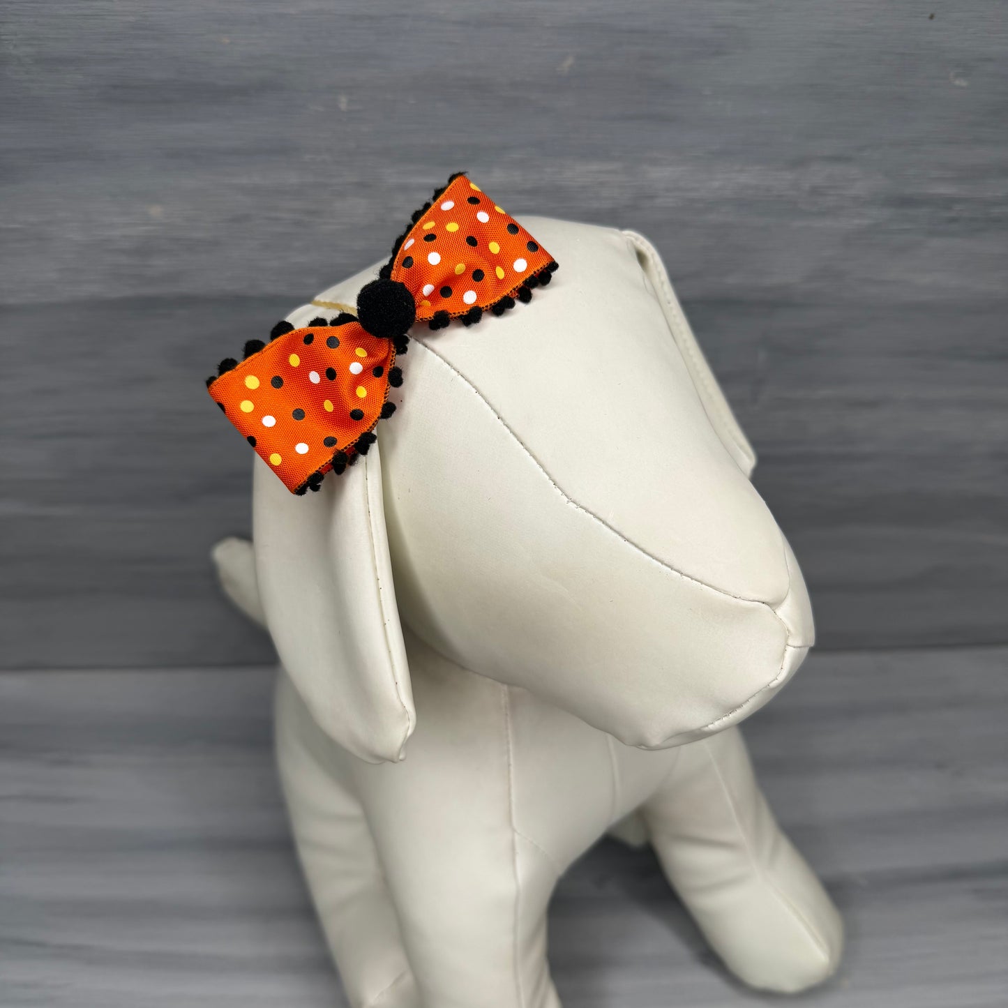 Spooky Sweet - Classic - 8 Medium Bows