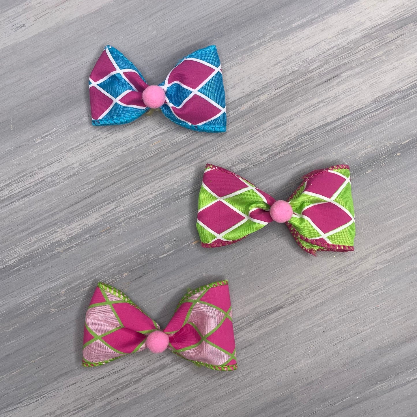 Carnival Craze- Classic - 8 Medium Bows