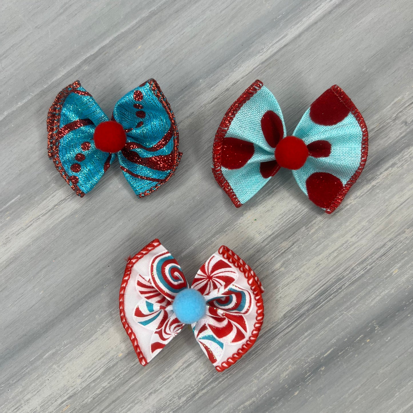 Vintage Christmas Candy - Topsy Turvy - 12 Medium Bows