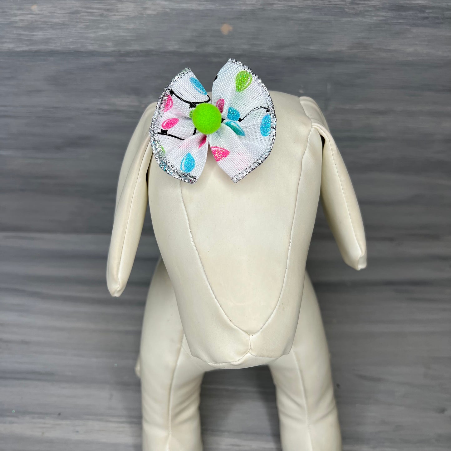 Bright Holiday Lights - Topsy Turvy - 12 Medium Bows