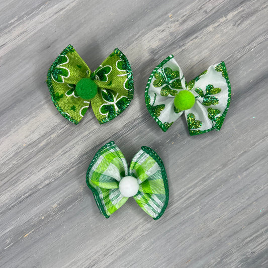 Shamrock - St. Patrick  - Topsy Turvy  - 12 Medium Bows