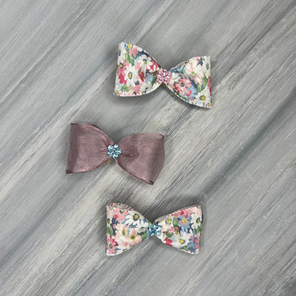 Spring Flowers - Classic - 8 Medium Bows