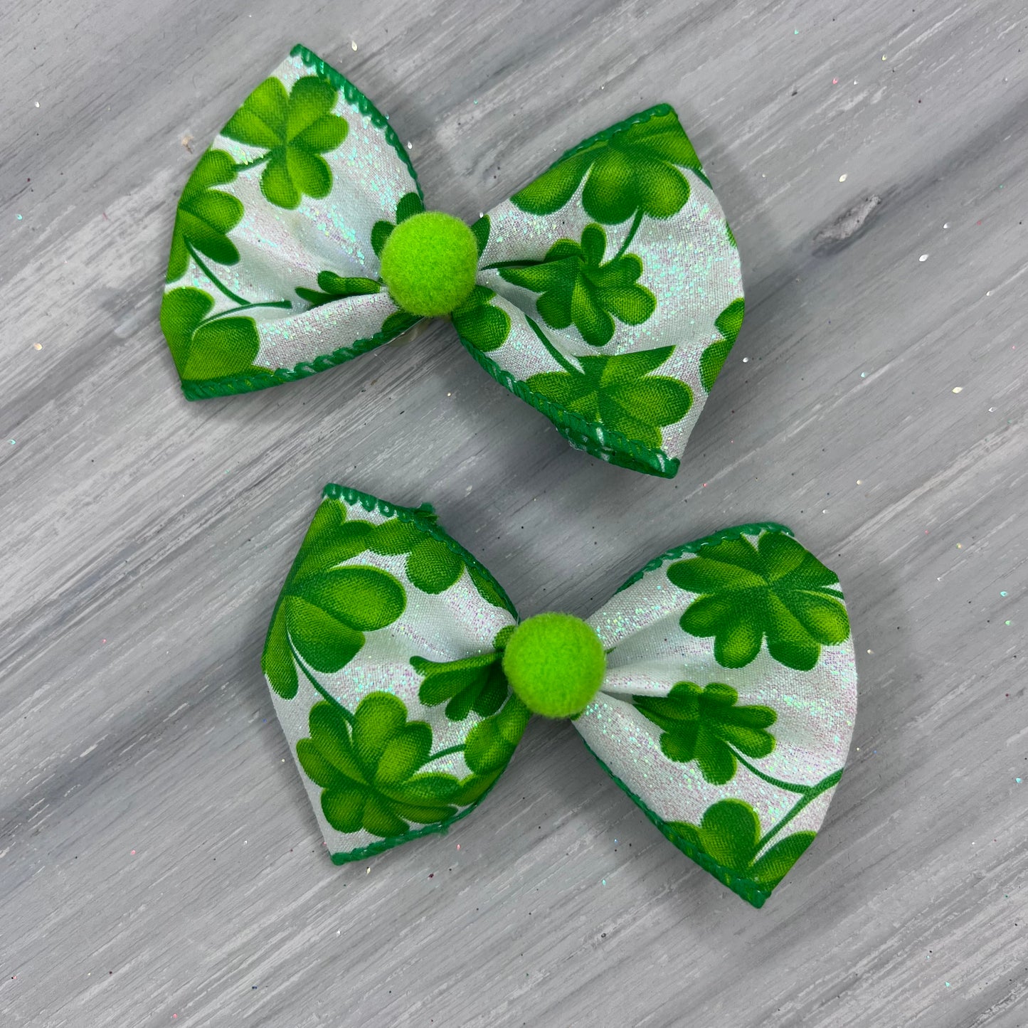 Lucky Clovers - Over the Top - 6 Large Bows