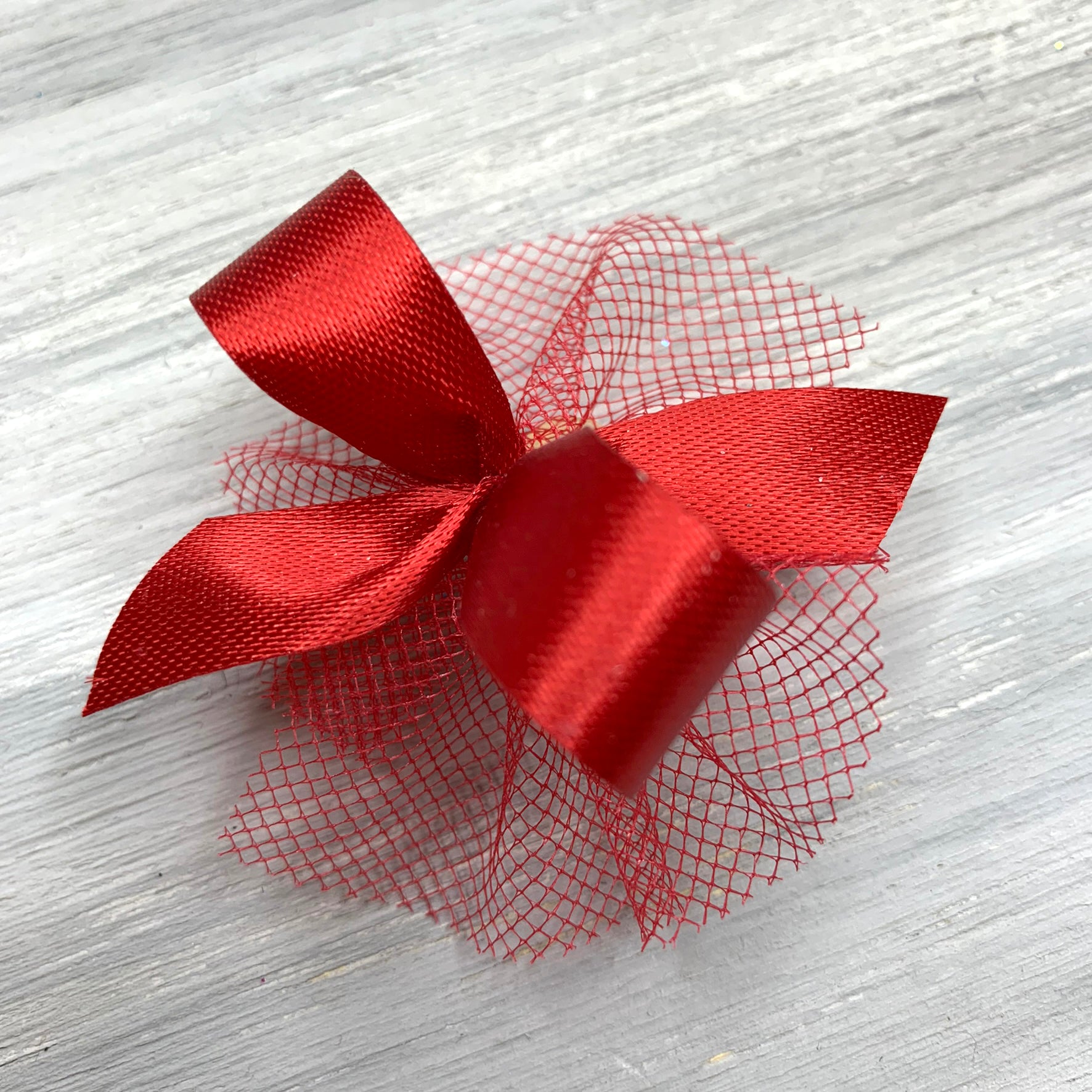 White Gift Bow 6in