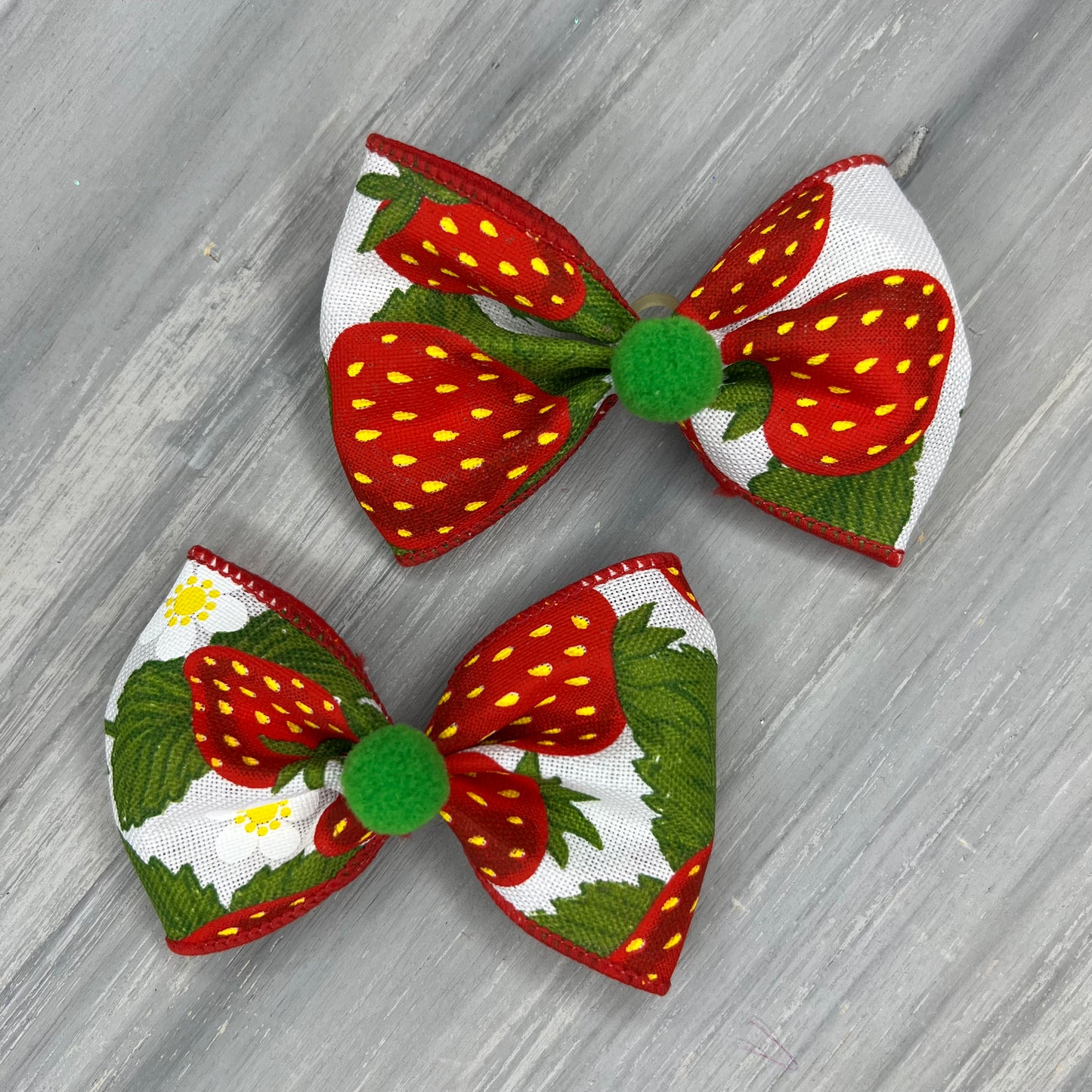 Strawberry Fields - Over the Top - 6 Large Bows