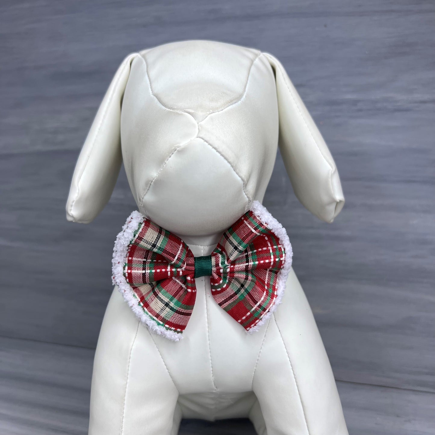 Old Fashioned Christmas - Jumbo Bow Tie - 4 Large Neckties